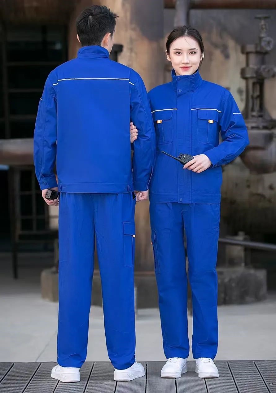 长沙炭河服饰有限公司,长沙西服定制公司,工作服定制,冲锋衣定制,T恤定制