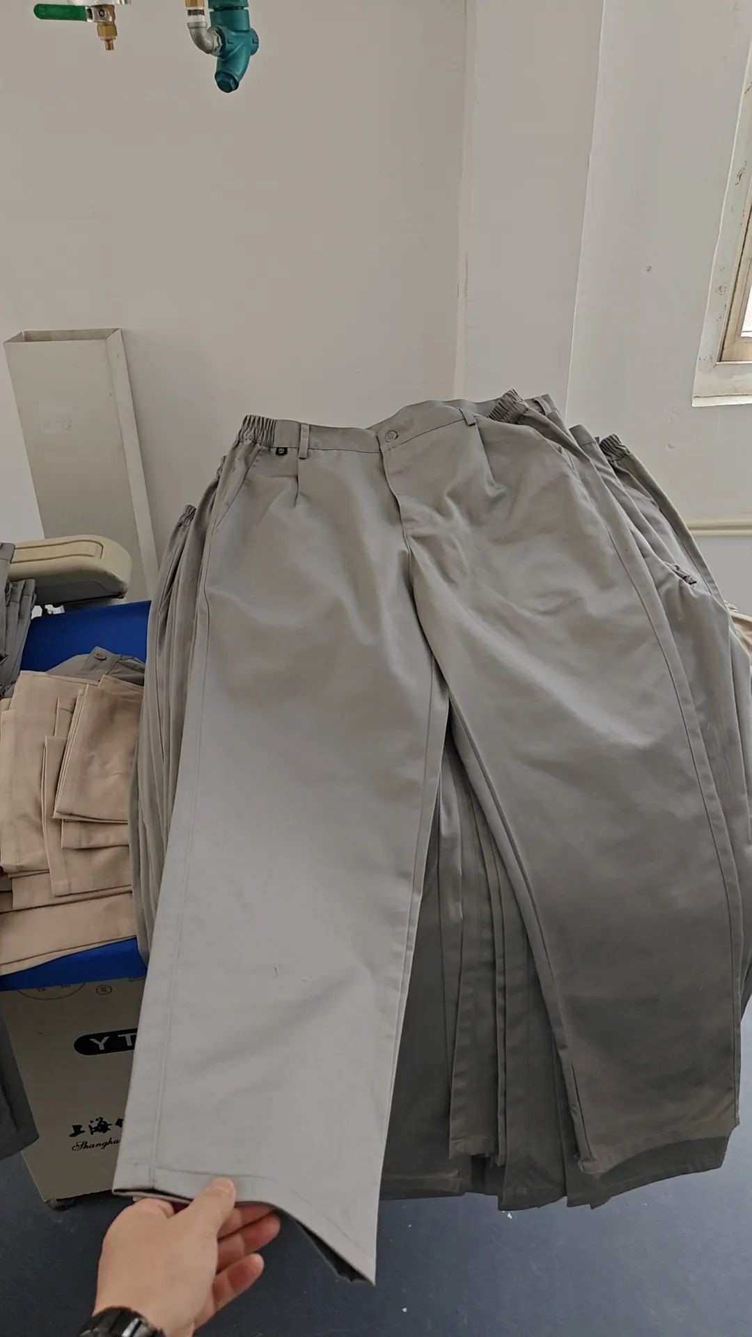 长沙炭河服饰有限公司,长沙西服定制公司,工作服定制,冲锋衣定制,T恤定制